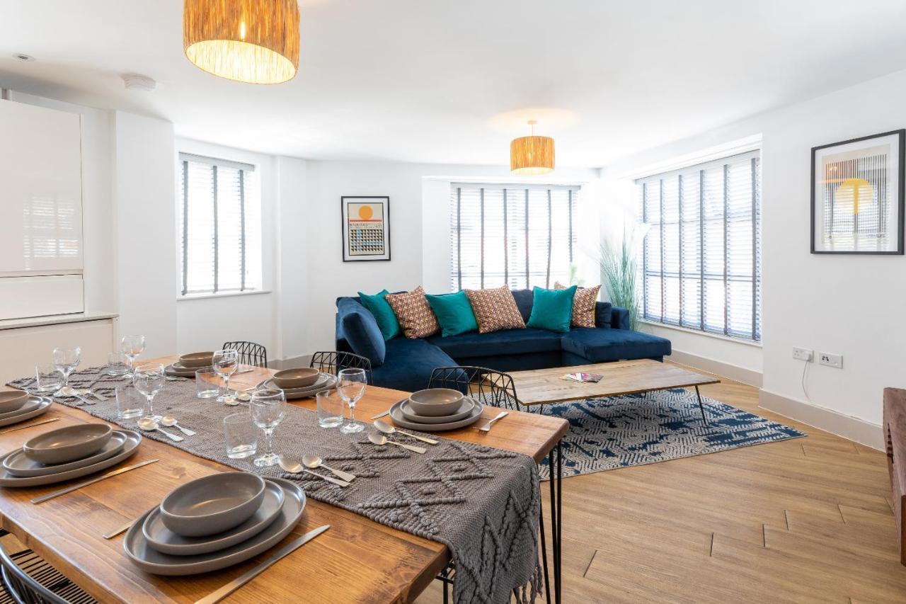 X-Large Two Bedroom & Two Bathroom Apartment With Free Evening Parking Southampton Eksteriør bilde
