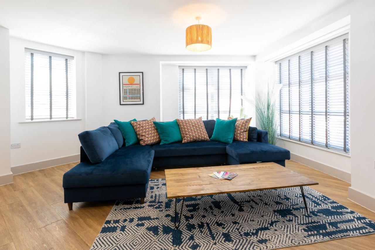 X-Large Two Bedroom & Two Bathroom Apartment With Free Evening Parking Southampton Eksteriør bilde