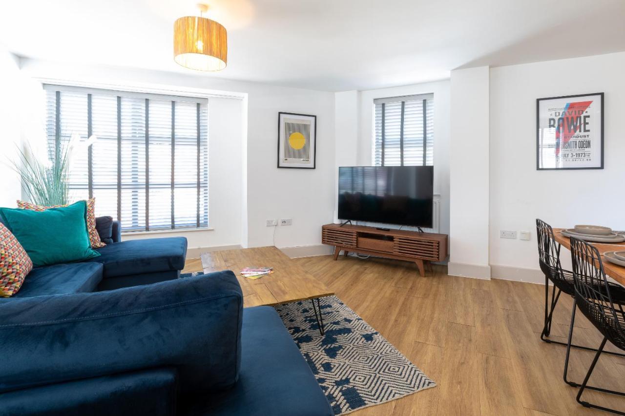 X-Large Two Bedroom & Two Bathroom Apartment With Free Evening Parking Southampton Eksteriør bilde